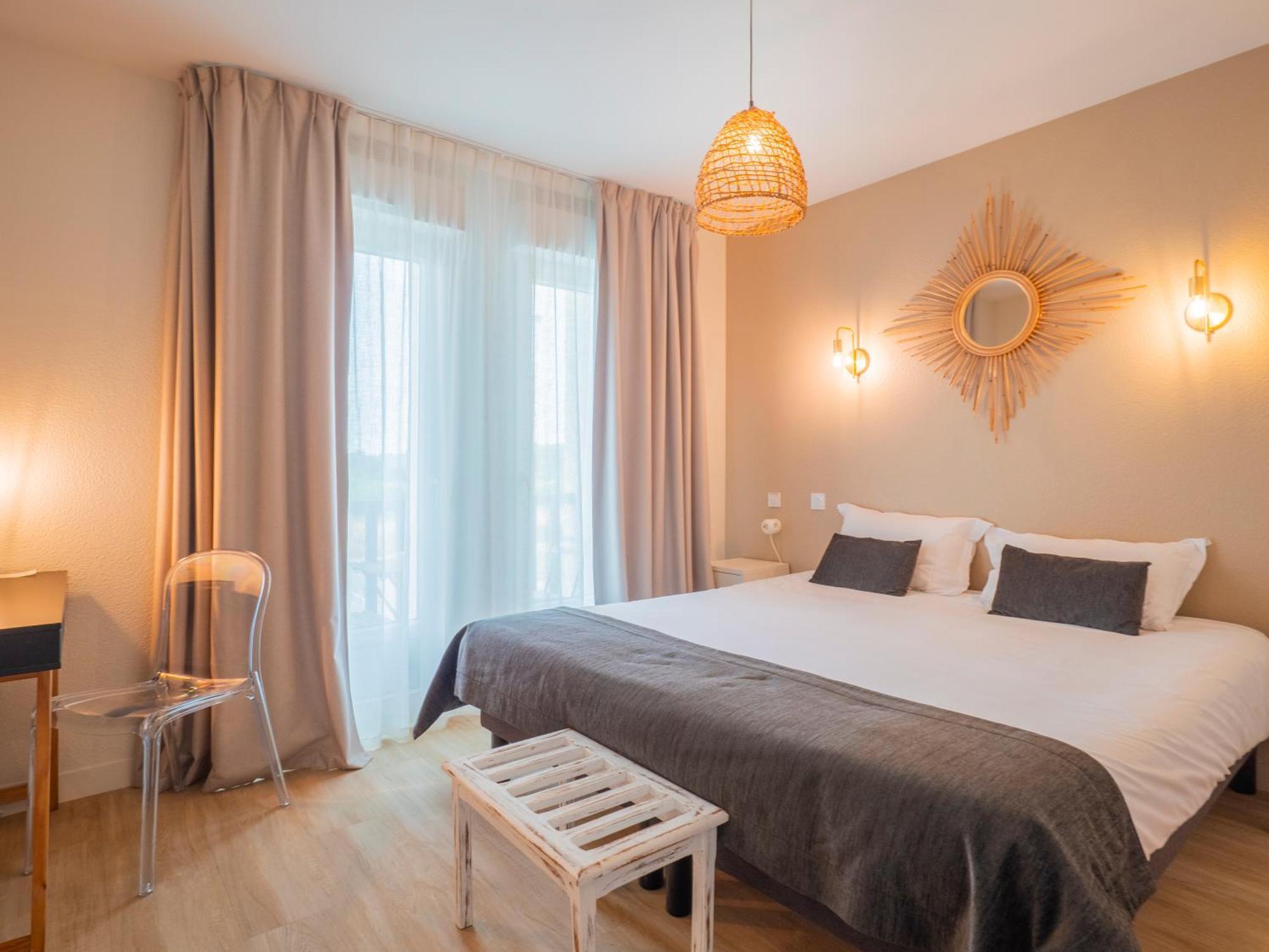 Hotel La Licorne 2*